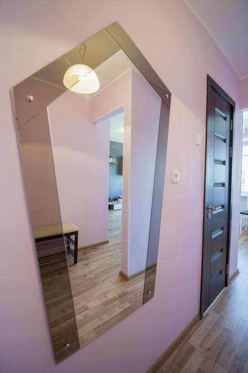 Mini Apartamentai Hotell Anykščiai Exteriör bild